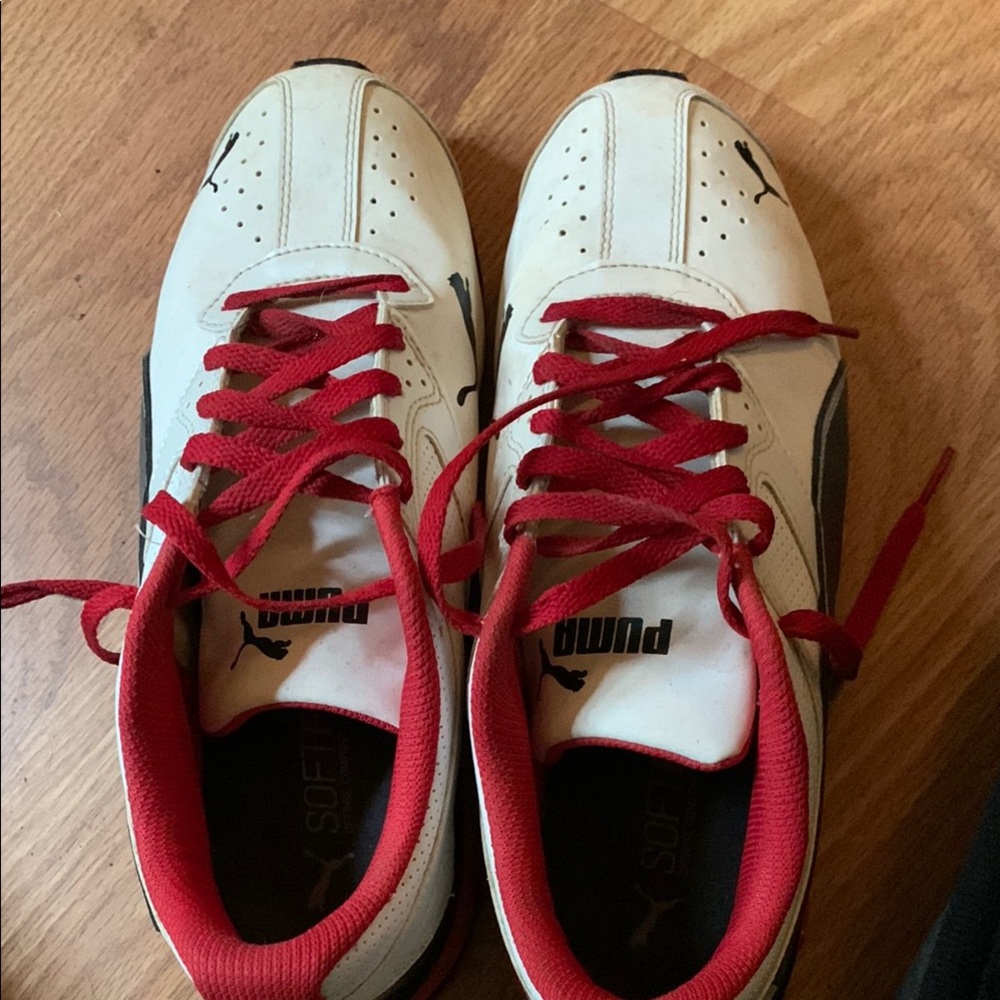 Puma running shoes gently worn size 9.5